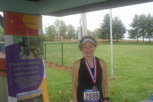 Overall female winner Jeanne Arnold with her ribbon.